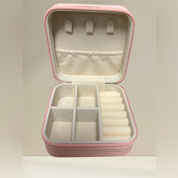 Other - Jewelry organizer travel case in blush pink